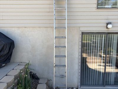 24 foot extension ladder