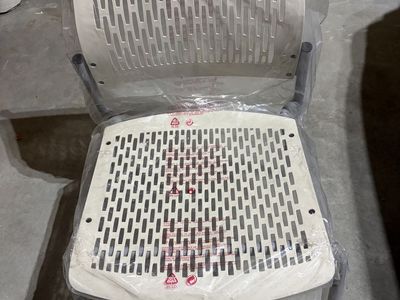 6 Plastic & Metal Chairs