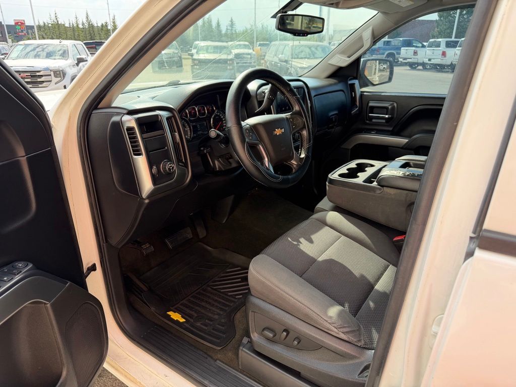 Main image 25