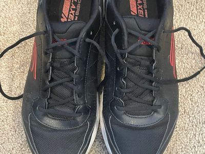 Skecher Golf Shoes - Men's 8