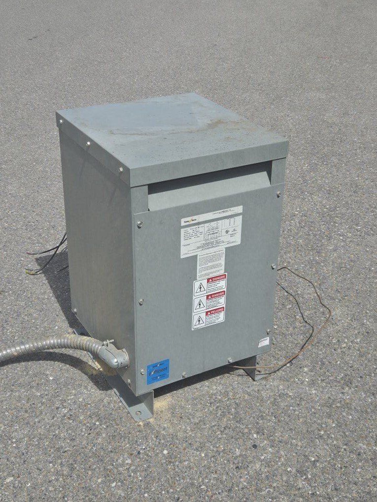 Federal Pacific 15 kVA Dry-Type Transformer 480V