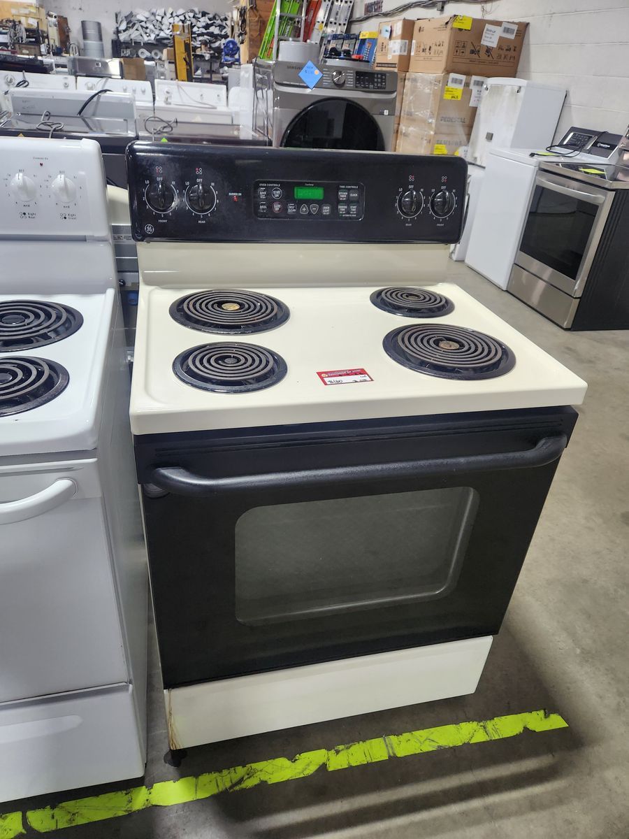 GE Electric Range with Coil Burners - 30-inch, Freestanding Oven