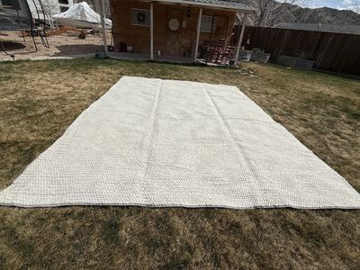 New 11x14 Chunky Woolen Cable Area Rug