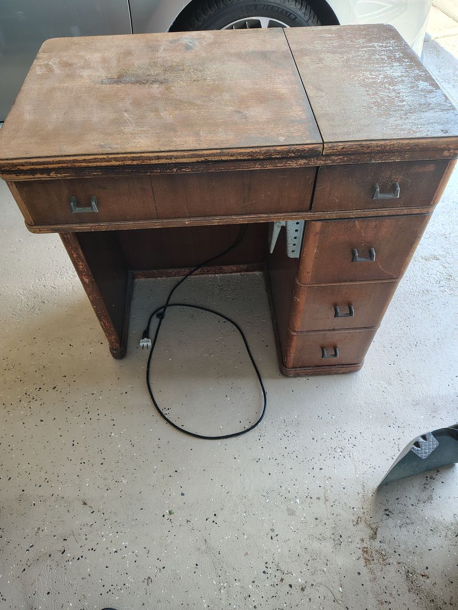 Main image 10