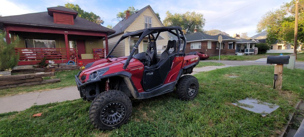 Great ride can-am commander.