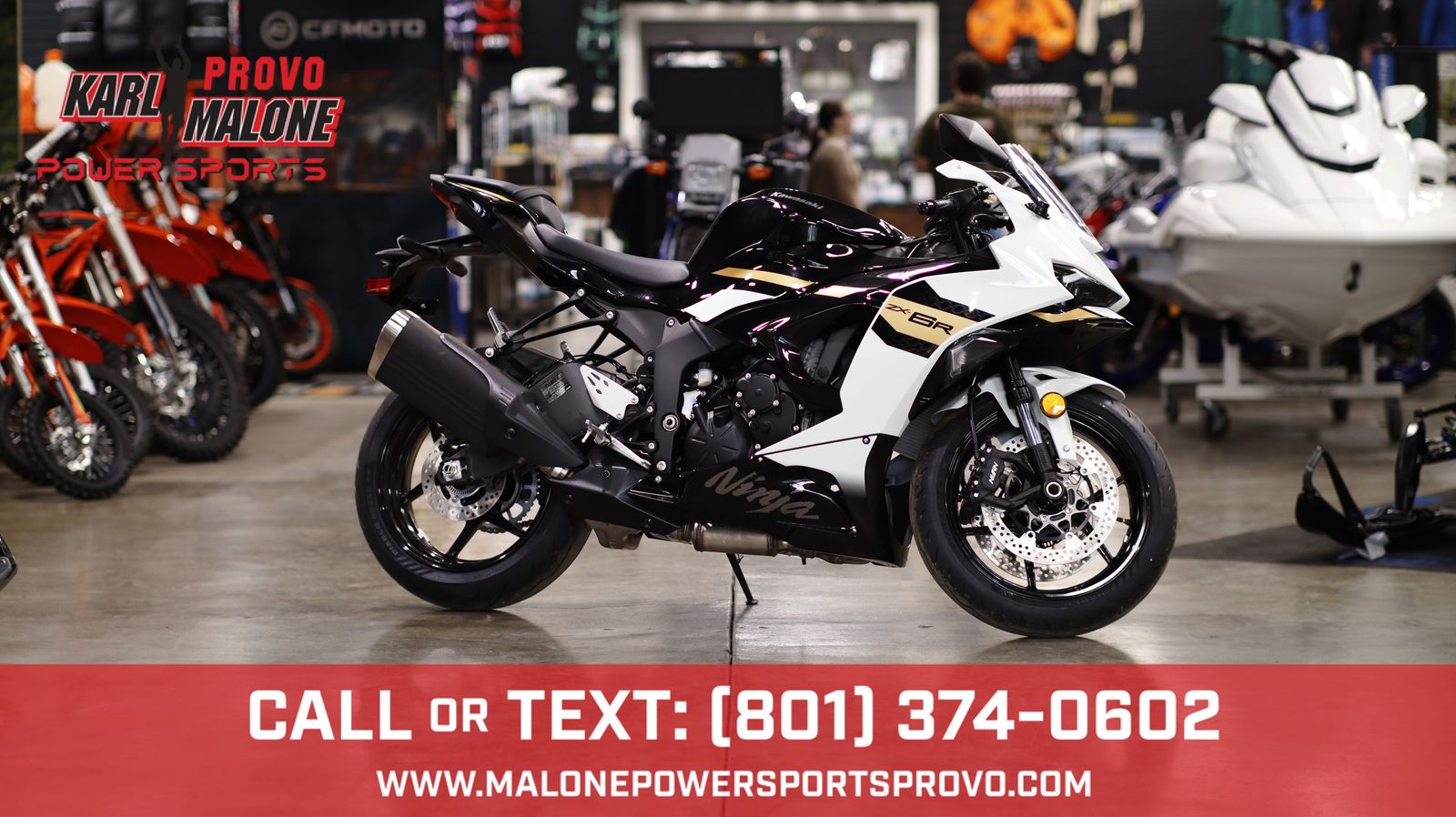2026 KAWASAKI NINJA ZX-6R ABS Pearl Robotic White/