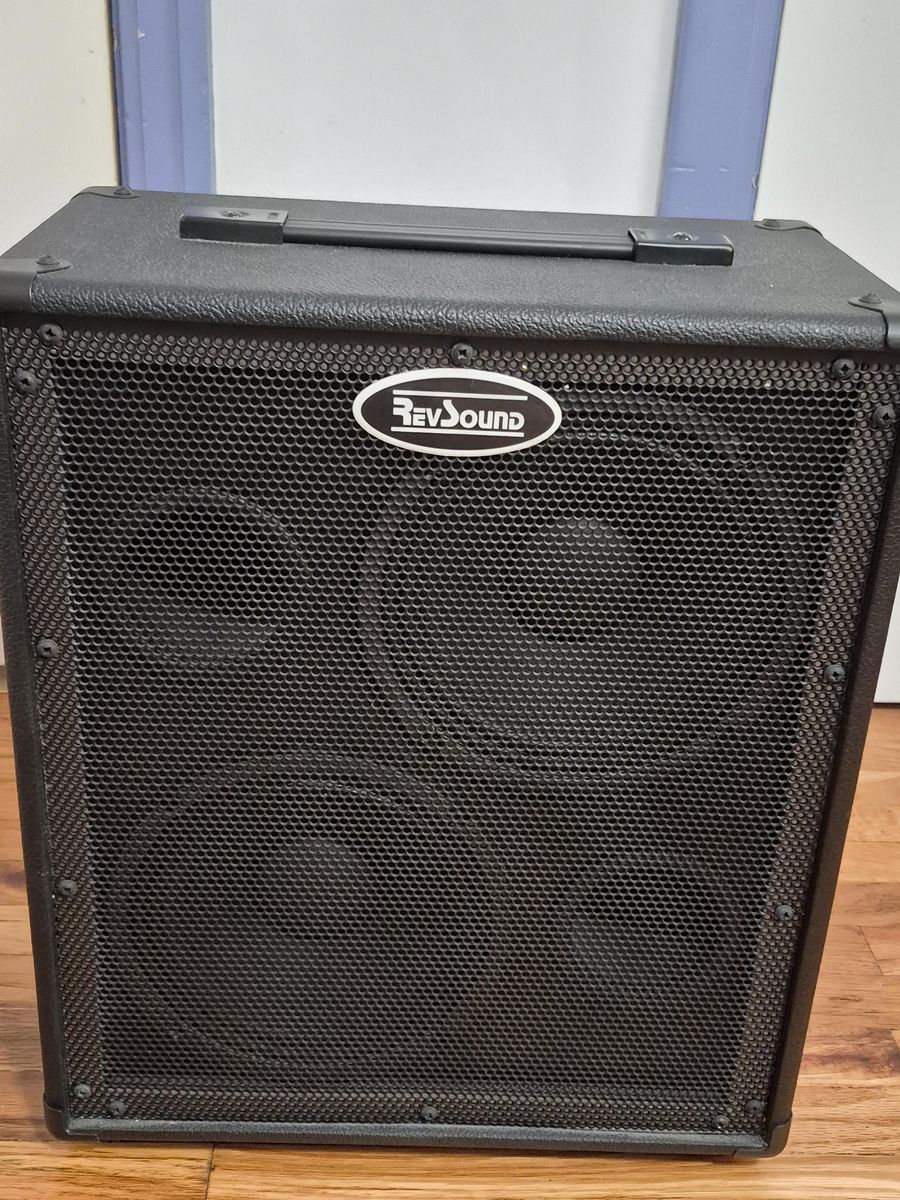 RevSound Cabs "RS28" 2x8 bass cab! Killer!
