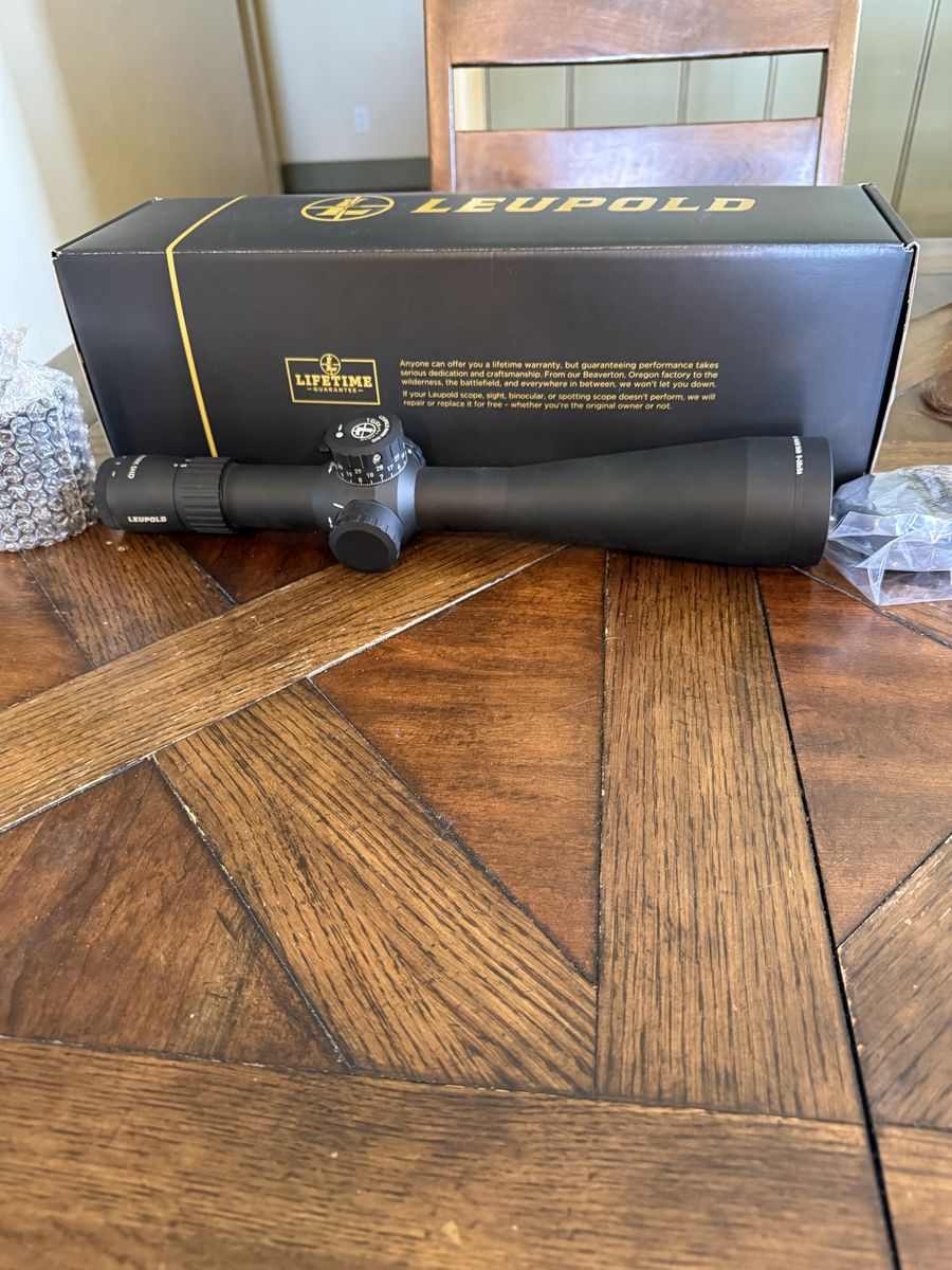 Leupold Mark 5HD 5-25x56mm Rifle Scope with Box