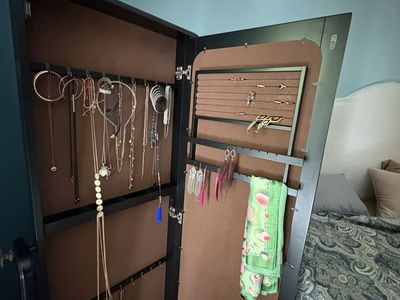 Jewerly Armorie With Full-lenght Mirror