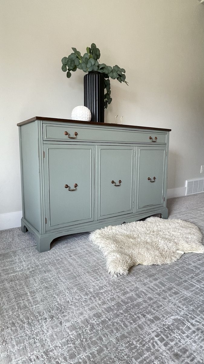 Vintage buffet dresser
