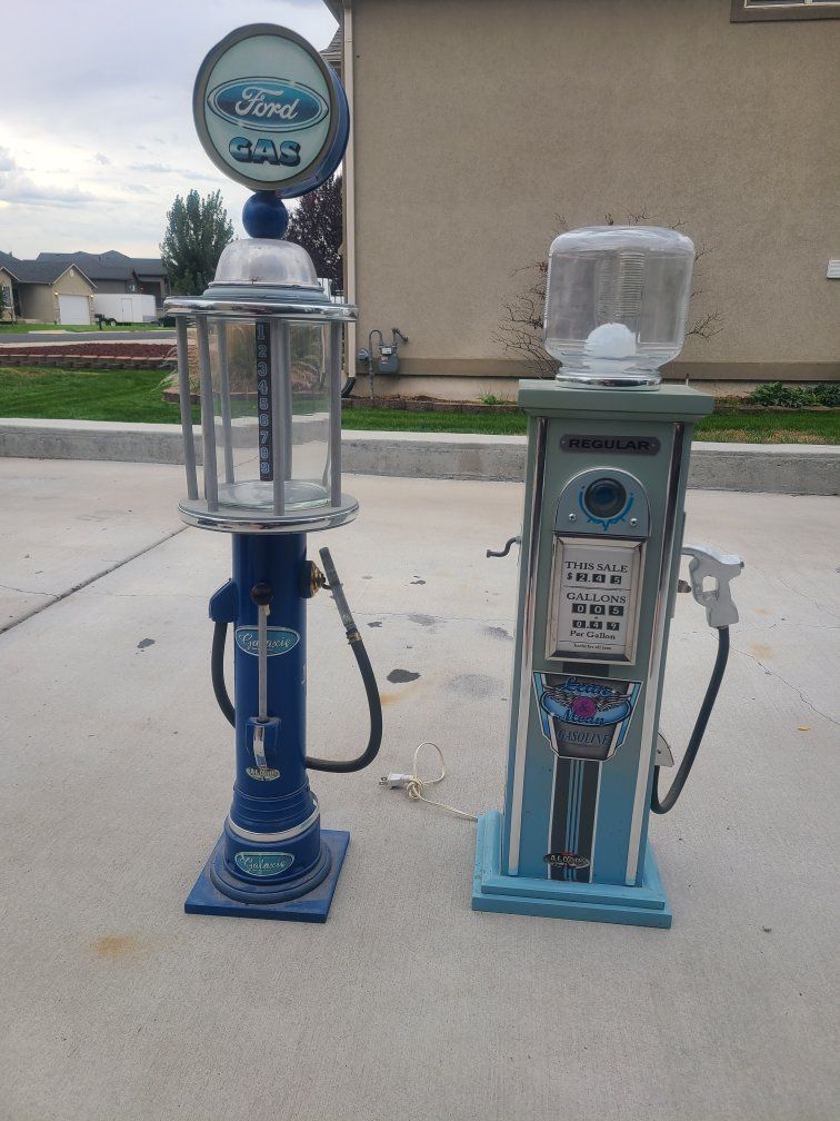 1920s small gas pump replica