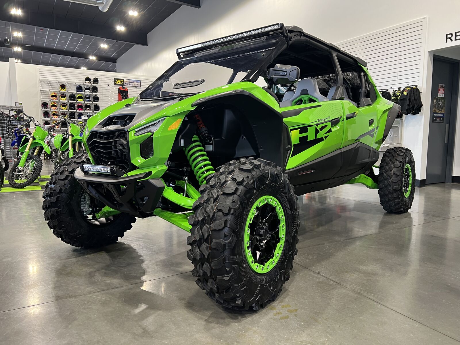 2026 Kawasaki Teryx®4 H2 Deluxe eS
