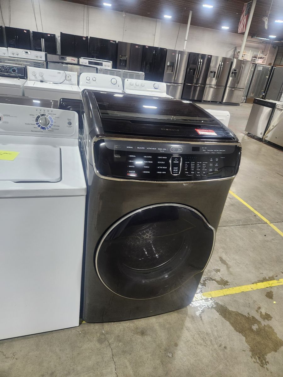 Samsung FlexWash 5.2 cu. ft. Smart Top-Load Washer Black Stainless Steel