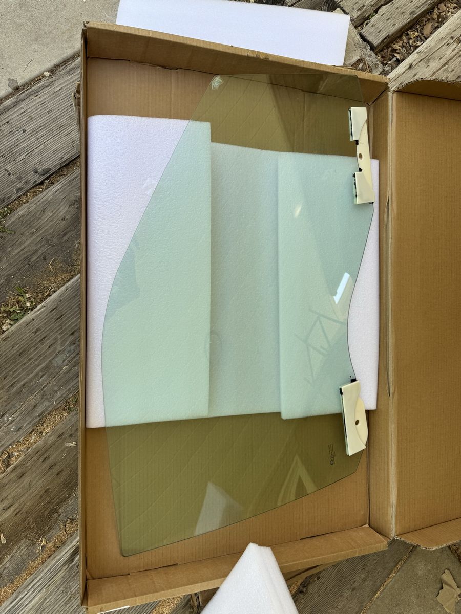 NEW Car Windshield