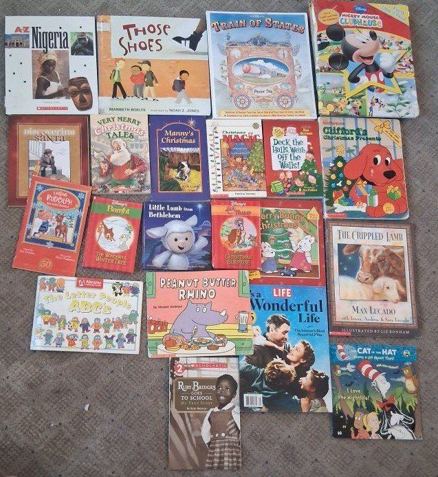 Large Lot of 20 Mixed Children's Books - Disney, Clifford, Christmas, A to Z Nigeria