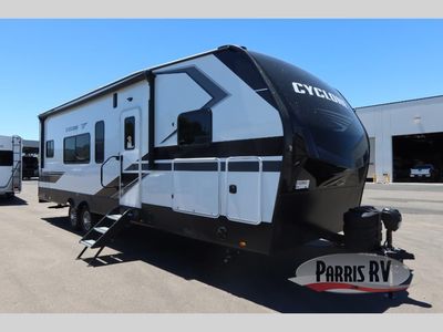 New 2027 Heartland Cyclone 2615