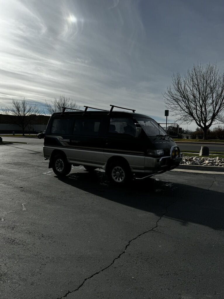 1990 L300 Mitsubishi Delica High Roof