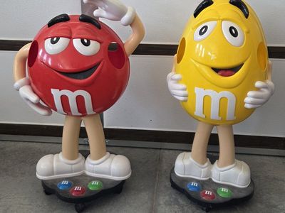 Huge 3+ Foot Tall M&M Candys Displays