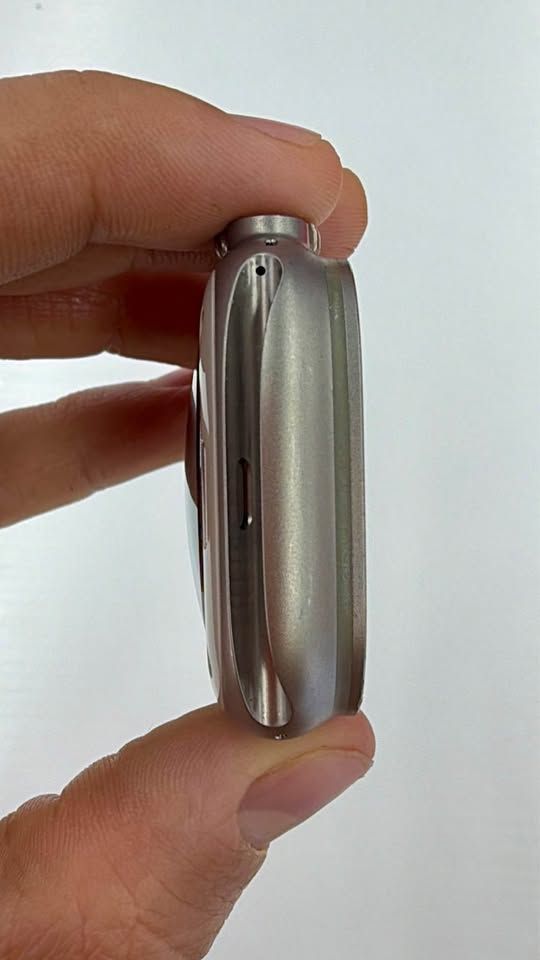Main image 3