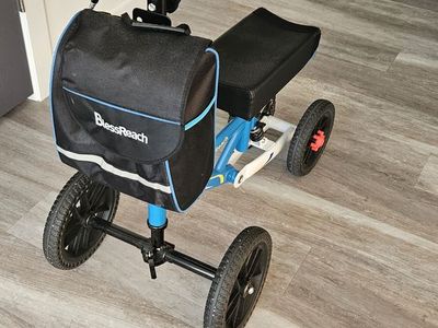 Knee scooter