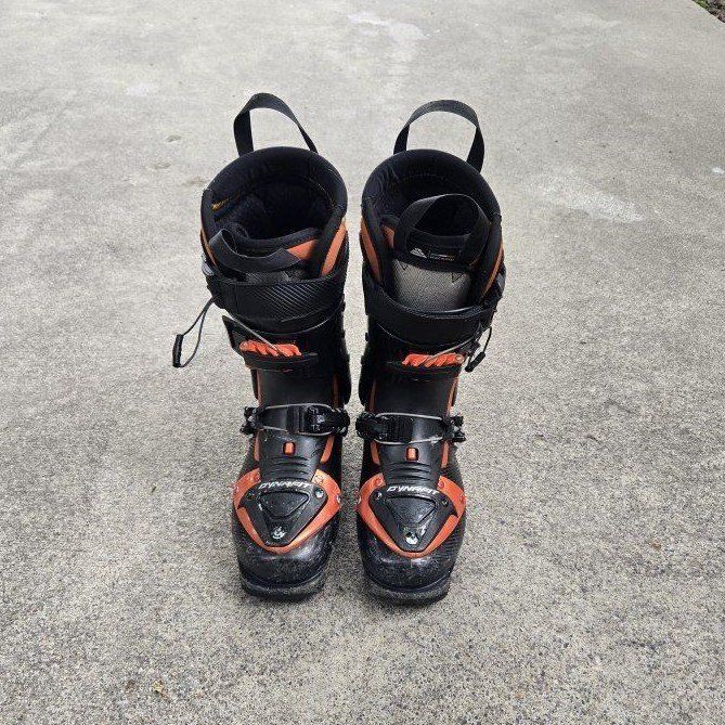 Kids Dynafit TLT 6 Alpine Touring Sz 1.5-2 AT Ski Boots Mondo 21.5