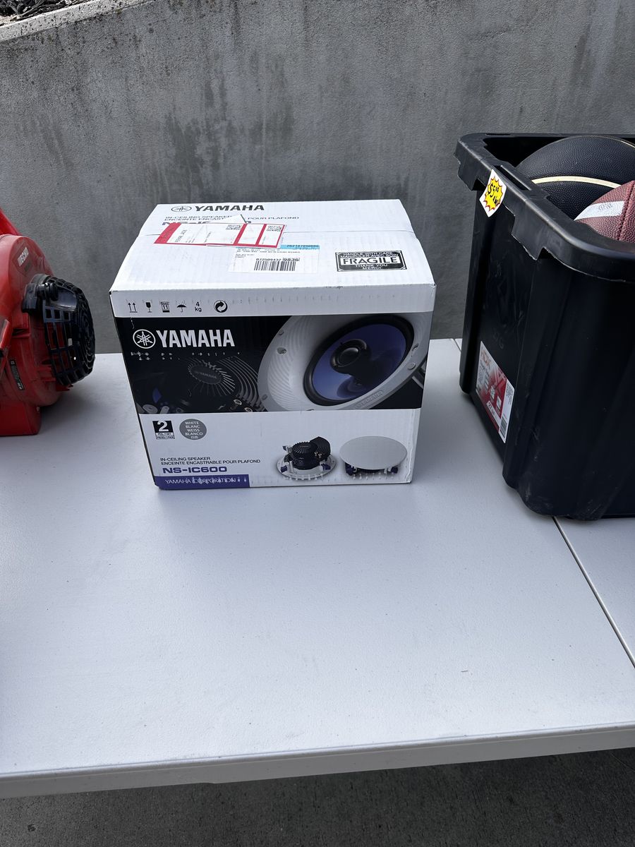 Yamaha NS-IC600 6.5" 2-Way In-Ceiling Speaker System - New in Box, White