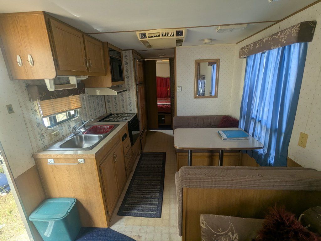 Main image 7