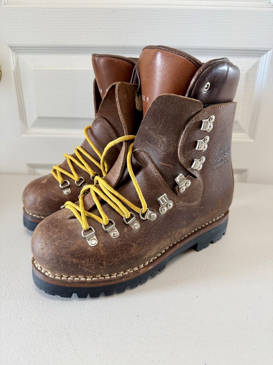 Men’s 8 Asolo Sport Hiking Mountaineering Leather Cold Weather Boots