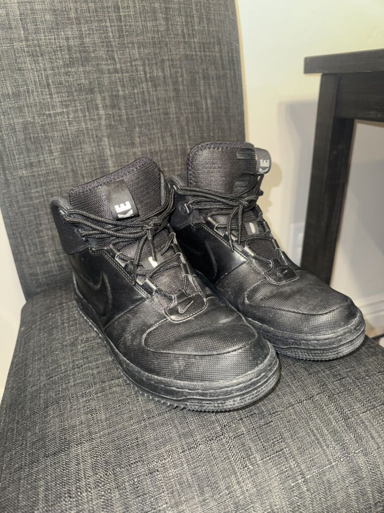 Mens Nike Path Winter Boots