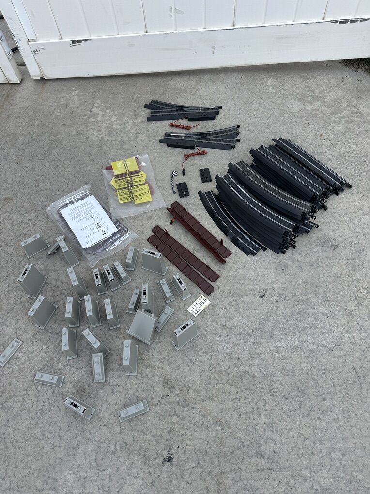 Electric Train Tracks