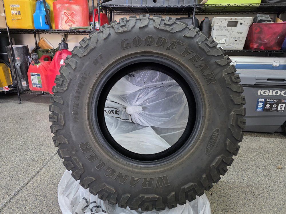 Goodyear Wrangler DuraTrac RT Kevlar 
255 80 r17 or 33x10r17