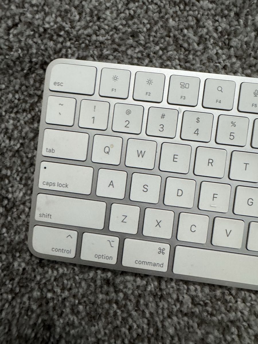 Apple Magic Keyboard Wireless Keyboard - Used A2520