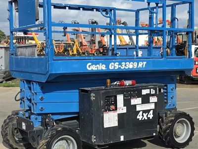 2017 Genie GS 3369 Scissor Lift