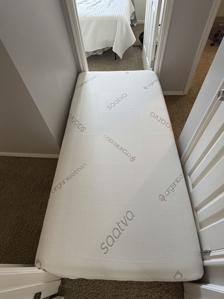 Saatva Twin Xl Contour 5 mattress - Free Delivery