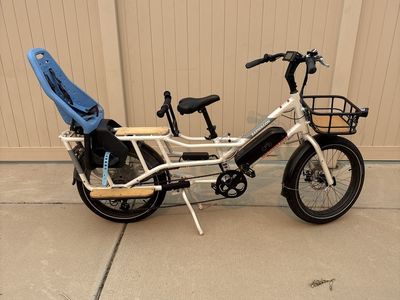 RadWagon 4 Electric Cargo Bike - White, with Child Seat and Front Basket