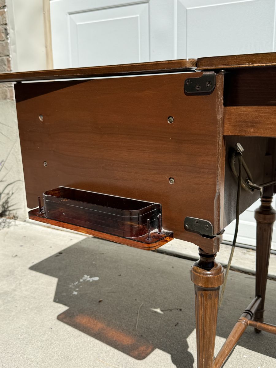 Main image 7