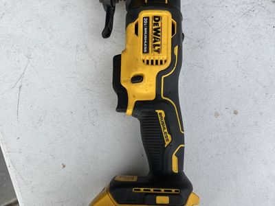 DeWalt 20V MAX XR Brushless Cordless Oscillating Multi-Tool with 5Ah Battery
