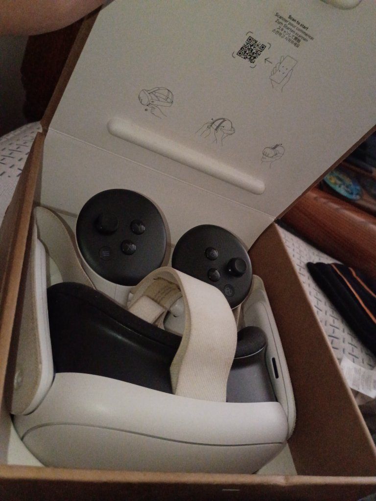Meta Quest 3 VR Headset 512 gb & Controllers - White, Immersive Virtual Reality Experience