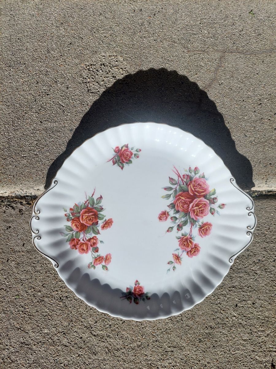 Royal Albert Centennial Rose Bone China England Handled Cake Plate – Gold Trim