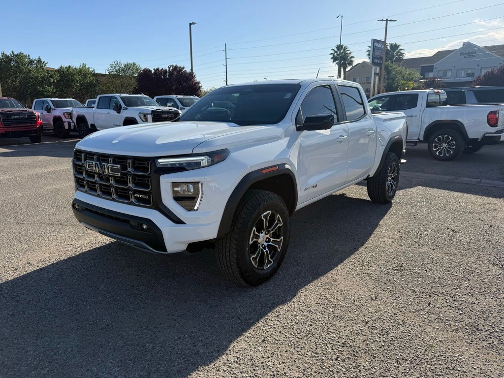 2025 GMC Canyon AT4