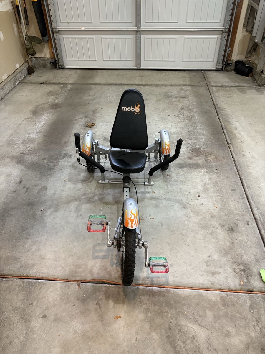 MoboTriton 3 wheel bike