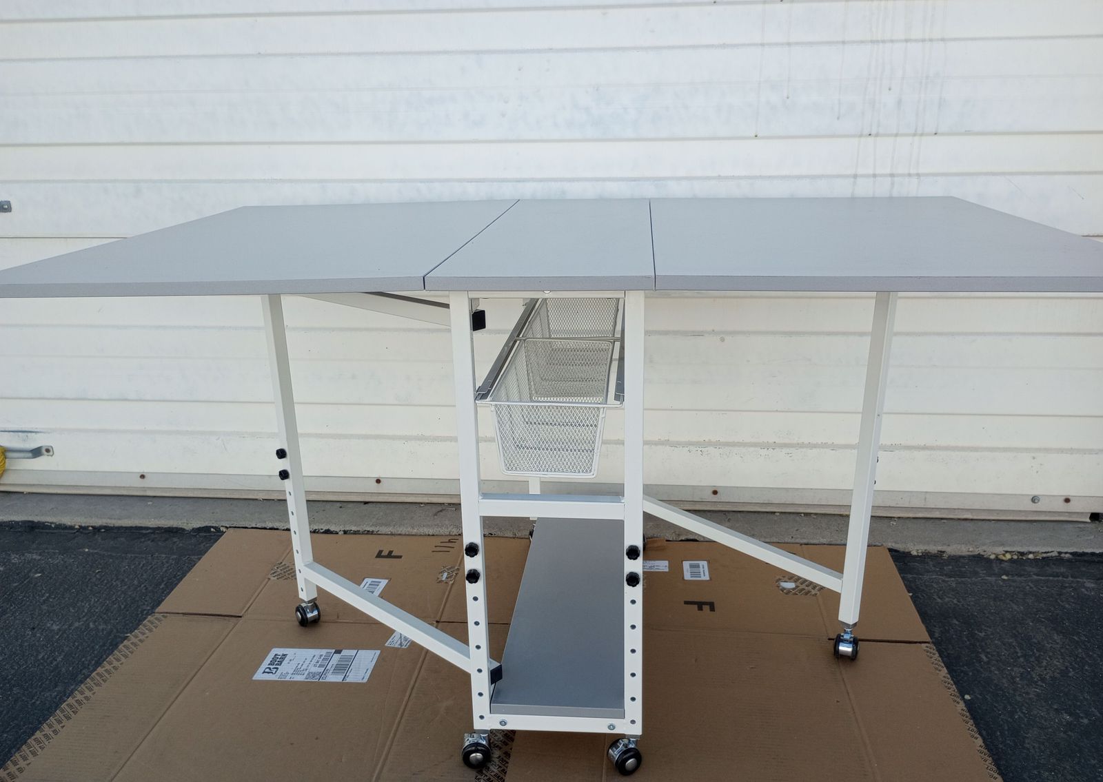 NEW SEW-READY HOBBY / ARTS & CRAFT / CUTTING TABLE