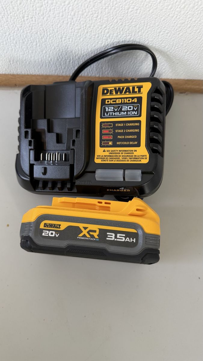 XR powerstack 3.5 with charger