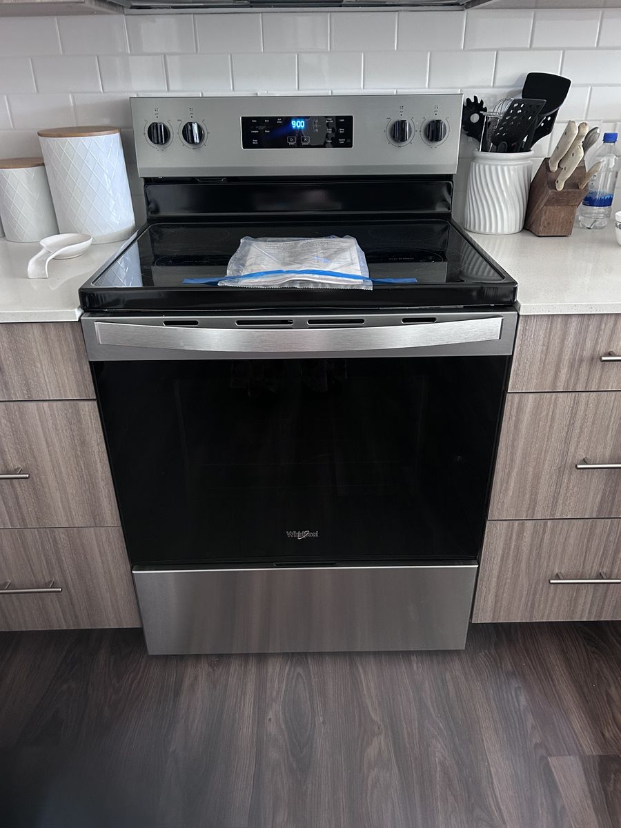 Whirlpool Electric Range with Dual Element, Stainless Steel, Glass Top Oven - WFE505W0HZ