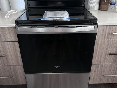 Whirlpool Electric Range with Dual Element, Stainless Steel, Glass Top Oven - WFE505W0HZ