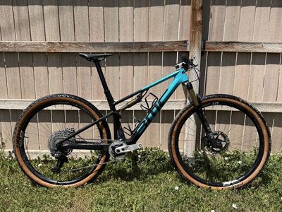 2025 BMC Fourstroke 01 One M Carbon Cross County Race Mountain Bike