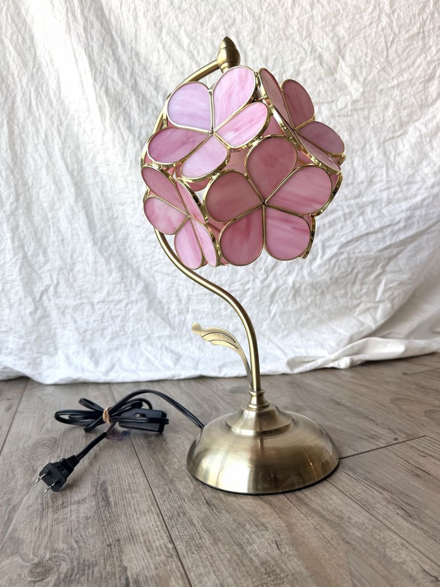 Bieye Tiffany Style Table Lamp Pink Cherry Blossom Stained Glass Flower Decor