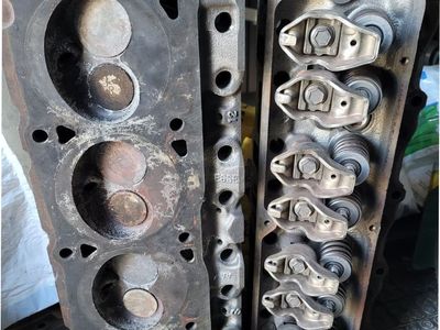Ford 302 Cylinder Heads 1980s E7TE Small Block V8 Engine Part Used