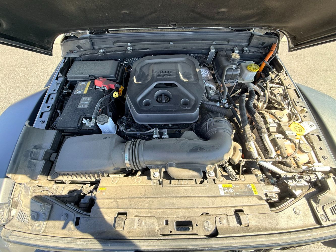 Main image 3