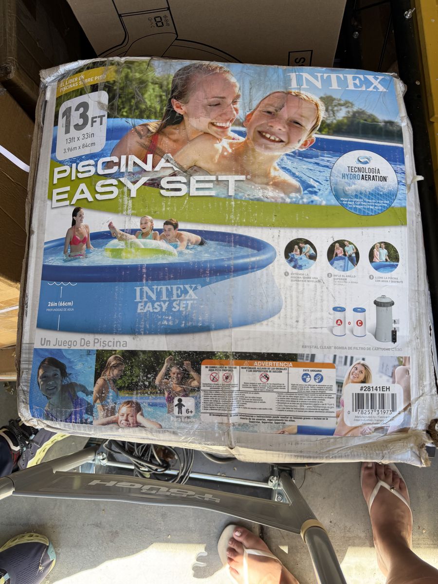 Intex 13ft X33in 26in Depth Swimming Pool easy Set